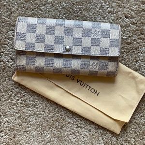 Louis Vuitton Wallet Authentic